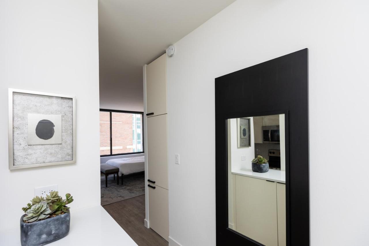 21 East - Chic Dt Apts With Rooftop By Zencity Chicago Esterno foto